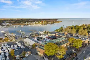 58 Merrimac St, Newburyport, MA 01950 - Photo 37