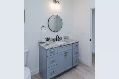 135 Thompson St, Palmer, MA 01069 - Photo 29