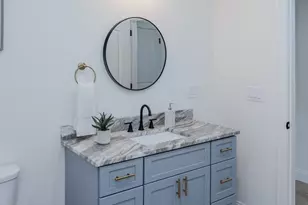 135 Thompson St, Palmer, MA 01069 - Photo 29