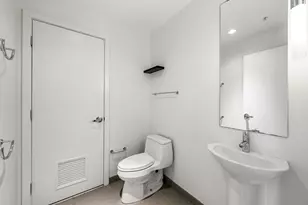 110 Stuart St, Boston, MA 02116 - Photo 17