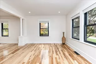 39 Trask St, Beverly, MA 01915 - Photo 5