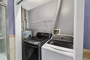 10 Ocean Ave, Revere, MA 02151 - Photo 9