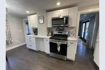 9 Watt Rd, Worcester, MA 01606 - Photo 7