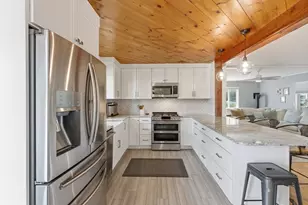 17 Alberta Ave, Newburyport, MA 01950 - Photo 9