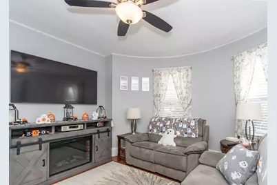 22 Bigelow St, Boston, MA 02135 - Photo 11