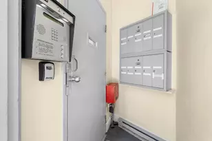 19 Washington St, Haverhill, MA 01832 - Photo 17