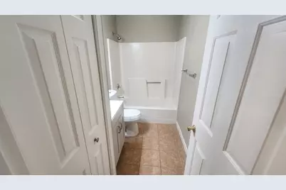 19 Washington St #5, Haverhill, MA 01832 - Photo 5
