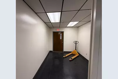 270 Main St #I I, Agawam, MA 01001 - Photo 37