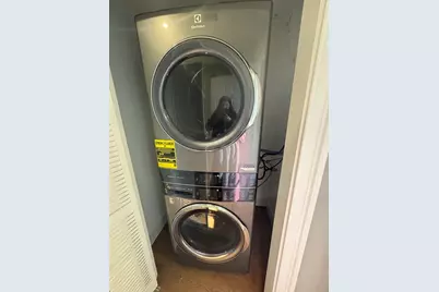 12 Bronx Road, Boston, MA 02132 - Photo 27