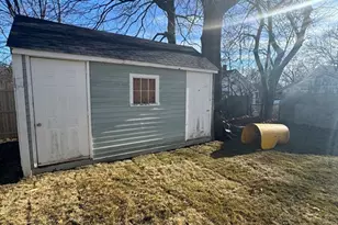 12 Bronx Rd, Boston, MA 02132 - Photo 23