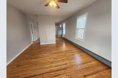 447 Ash St #3, New Bedford, MA 02747 - Photo 9