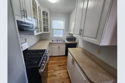 447 Ash St #3, New Bedford, MA 02747 - Photo 1