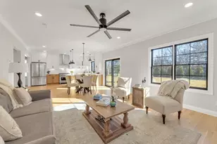 14 Starling St, Boston, MA 02132 - Photo 7