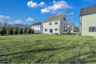 14 Starling Street, Boston, MA 02132 - Photo 37