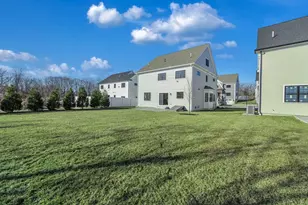 14 Starling St, Boston, MA 02132 - Photo 37