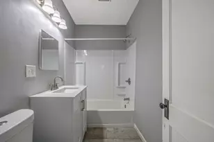 181 Marsden St, Springfield, MA 01109 - Photo 23