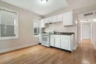 157 River St, Boston, MA 02126 - Photo 17