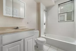 157 River St, Boston, MA 02126 - Photo 13
