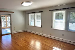 752 Dartmouth St, Dartmouth, MA 02748 - Photo 13