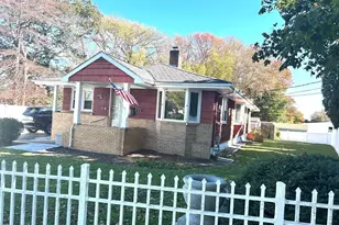 752 Dartmouth St, Dartmouth, MA 02748 - Photo 3