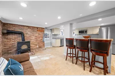 27 Downey St, Hopkinton, MA 01748 - Photo 9