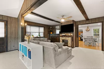 12 Holmes St, Easton, MA 02356 - Photo 9