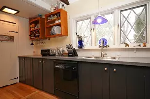 678 N Main St, Attleboro, MA 02703 - Photo 9