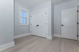 15 McKone St, Boston, MA 02122 - Photo 17