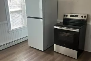 17 Abington St, Worcester, MA 01603 - Photo 5