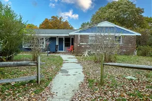 6 Gilbert Way, Wareham, MA 02571 - Photo 3