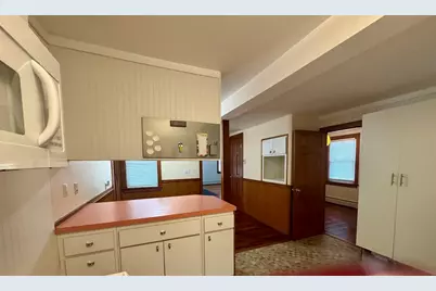 16 Winona Ave, Fairhaven, MA 02719 - Photo 7