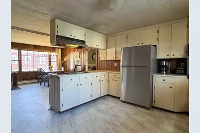 83 Newton Street, Greenfield, MA 01301 - Photo 7