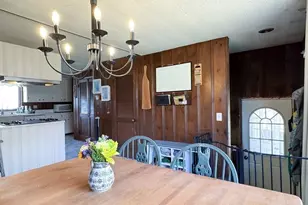 83 Newton St, Greenfield, MA 01301 - Photo 5