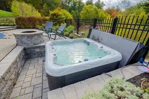 25 Collins Rd, Berlin, MA 01503 - Photo 11