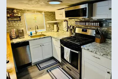 13 Hideaway Village #G, Bourne, MA 02532 - Photo 5