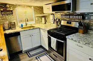 13 Hideaway Village, Bourne, MA 02532 - Photo 5