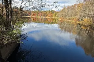 12R Jackielyn Cir, Granby, MA 01033 - Photo 3