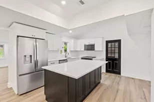 322 River Rd, Andover, MA 01810 - Photo 3