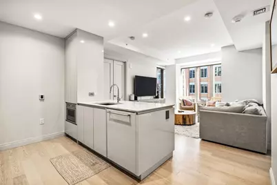 135 Seaport Blvd #906, Boston, MA 02210 - Photo 5