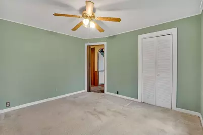 33 Chudy St, Palmer, MA 01080 - Photo 23