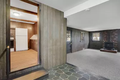 33 Chudy St, Palmer, MA 01080 - Photo 3