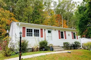 206 Treetop Ave, Springfield, MA 01118 - Photo 1