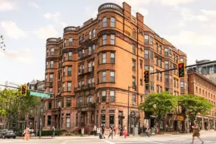 362 Commonwealth Ave, Boston, MA 02115 - Photo 1