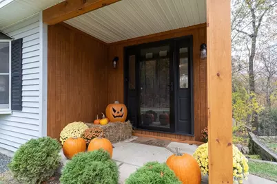 15 Cherokee Rd, Holland, MA 01521 - Photo 5