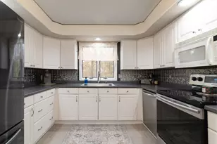 15 Cherokee Rd, Holland, MA 01521 - Photo 11