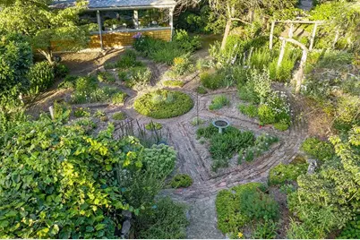 403 County Rd #1, Marion, MA 02738 - Photo 3