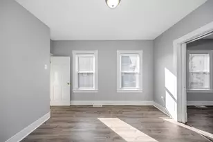 62 W 3rd St, Lowell, MA 01850 - Photo 7