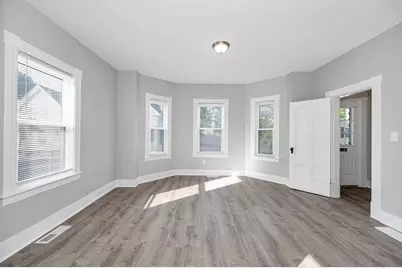 62 W 3rd Street #1, Lowell, MA 01850 - Photo 5