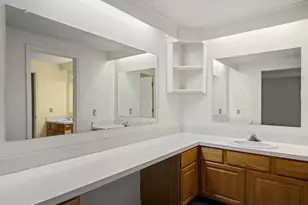 903 Foxwood Cir, Peabody, MA 01960 - Photo 13