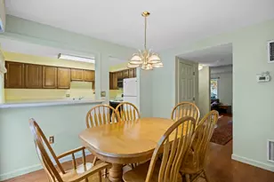 903 Foxwood Cir, Peabody, MA 01960 - Photo 7